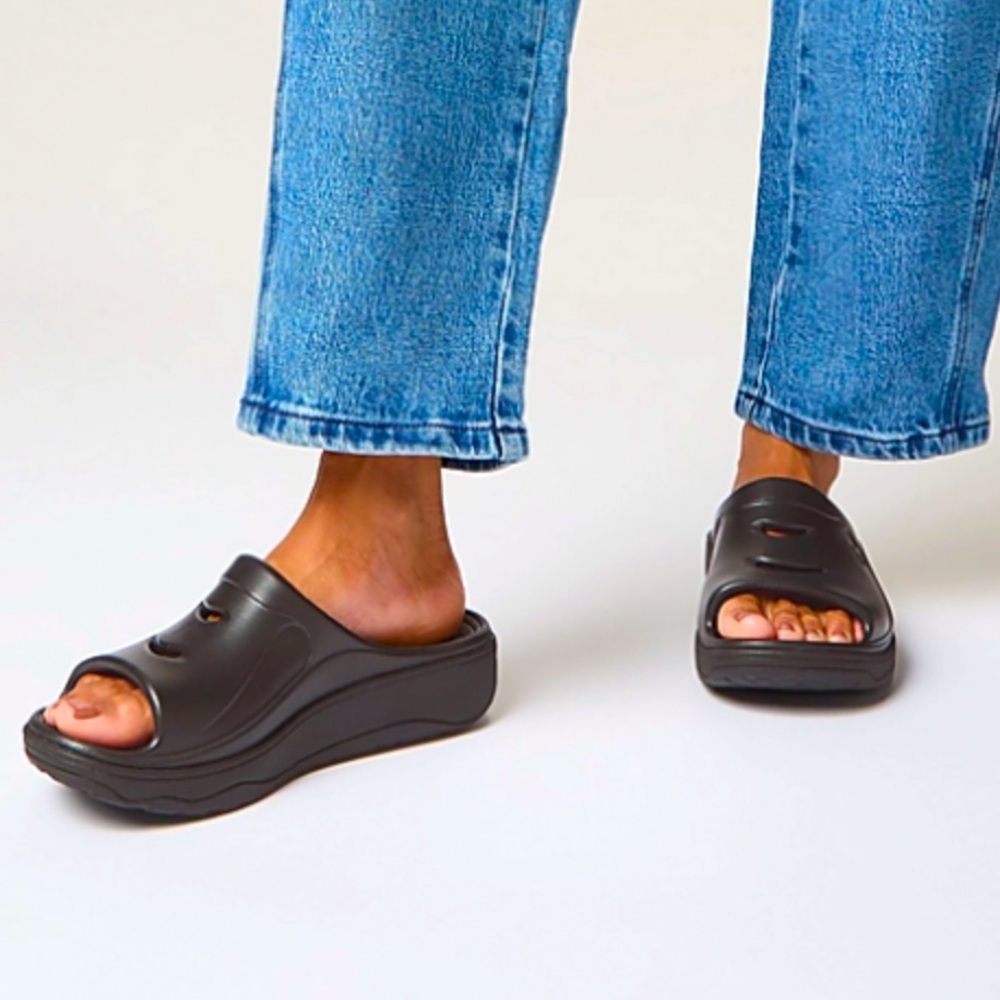 Fitflop RELIEFF Recovery Slides Size 10